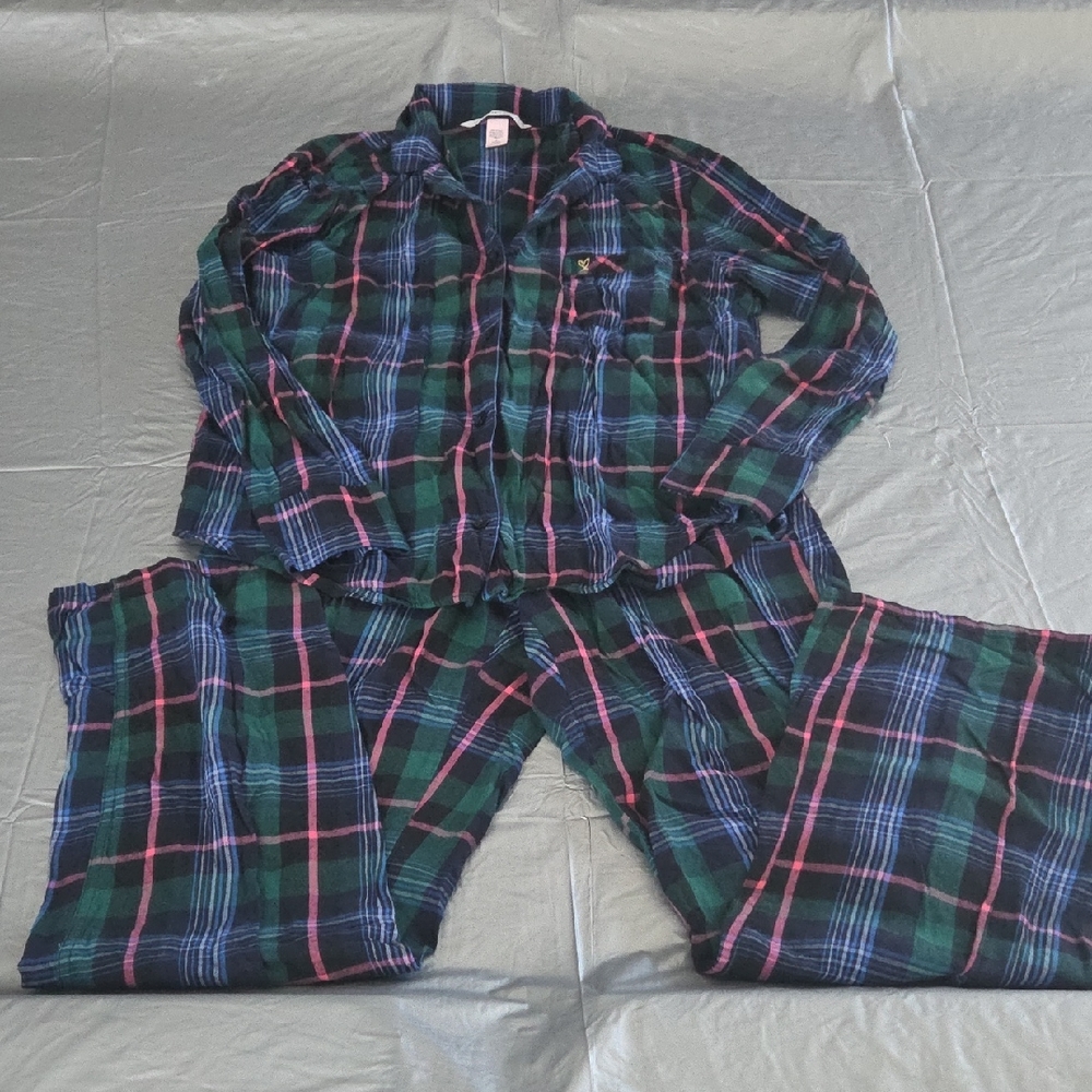 Victoria's Secret Green, Blue & Pink Plaid Womwms Pajama Set Size M